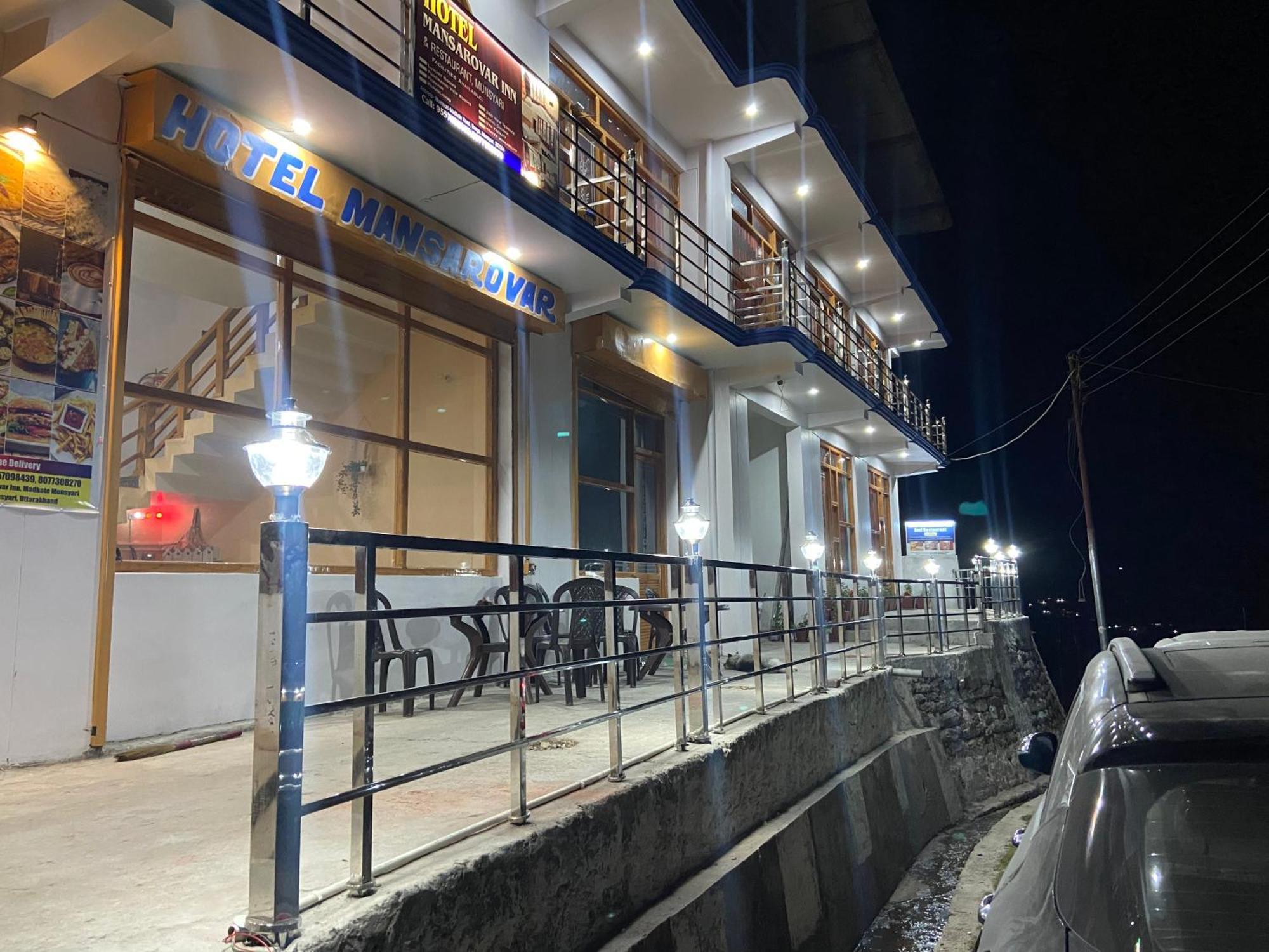 Hotel Mansarovar Inn Munsyari ภายนอก รูปภาพ